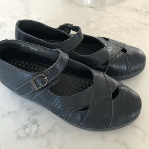 Zeeta Black Leather Mary Jane Comfort Shoes | 39